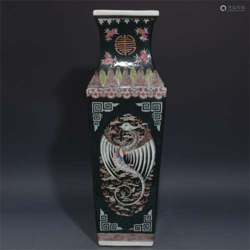 A Chinese San-Cai Glazed Porcelain Square Vase