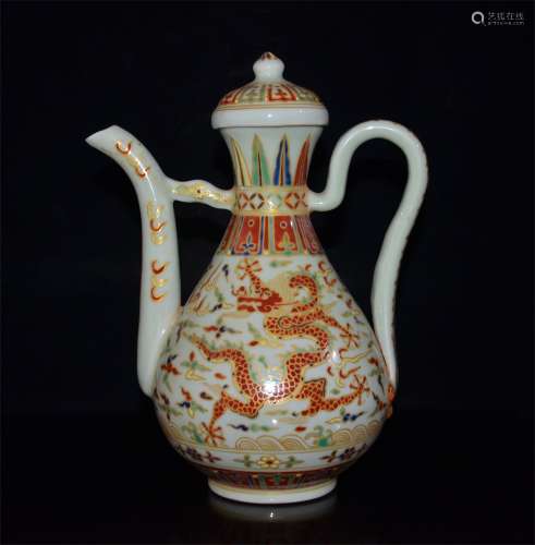 A Chinese Wu-Cai Glazed Porcelain Wine Pot