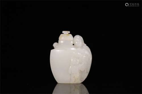 A Chinese Carved Jade Snuff Bottle