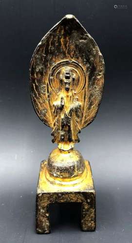 Statuette votive en bronze doré représentant Boudd…