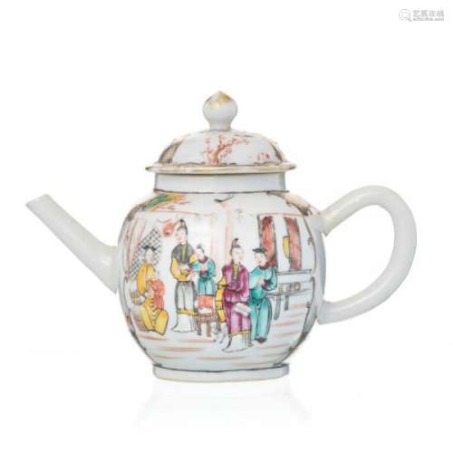 Théière boulet en porcelaine, Chine, XVIIIe s., décor de personnages, plantes, [...]