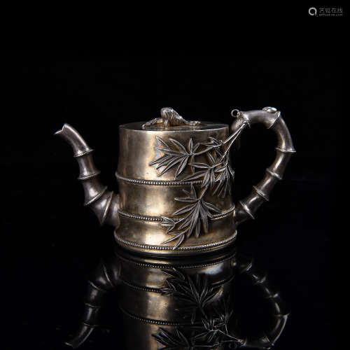 A Chinese Silver Wine Pot