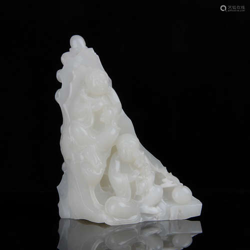 A Chinese Carved Jade Decoration