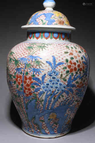 A Chinese Wucai Glazed Blue and White Porcelain Jar with Cover