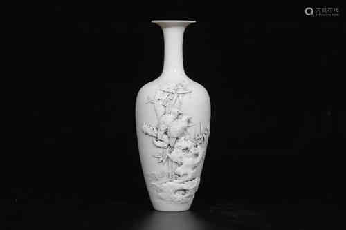 A Chinese White Glazed Porcelain Vase