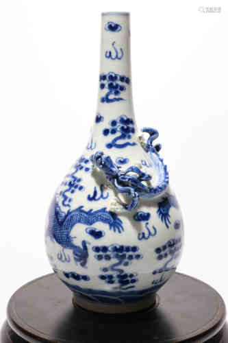 A Chinese Blue and White Porcelain Case