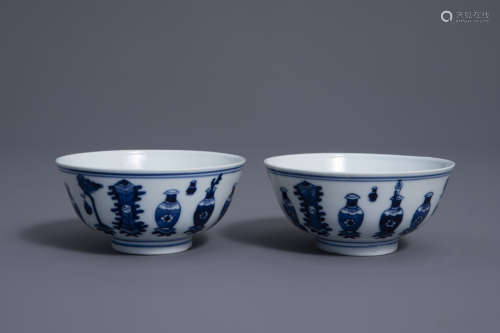 A pair of Chinese blue and white bowls with antiquities design, Guangxu mark and prob. of the period