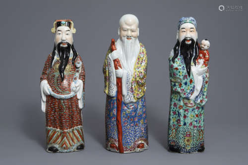 Three Chinese famille rose 'Star god' figures, 19th/20th C.