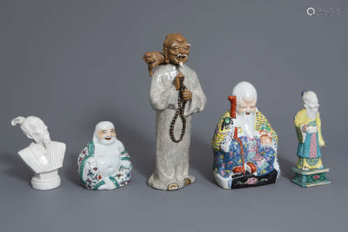 Five various Chinese famille rose, blanc de Chine and Shiwan figures, 19th/20th C.