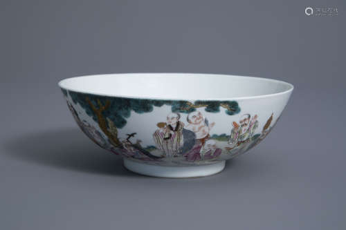 A Chinese famille rose 'figure' bowl, Xianfeng mark, 19th/20th C.