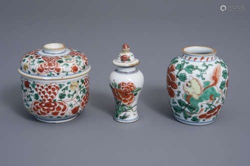 Two Chinese famille verte vases and a covered bowl, Kangxi