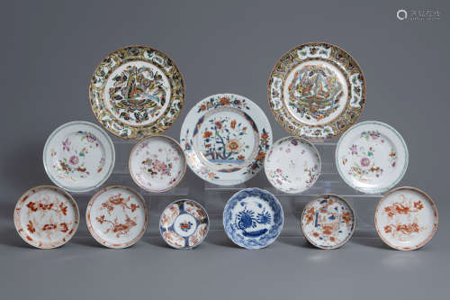 A varied collection of Chinese plates and saucers, 18th/19th C.