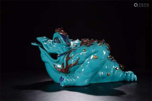 A Chinese Turquoise-Green Glazed Porcelain Frog