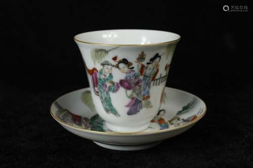 A Chinese Famille-Rose Porcelain Tea Bowl with Plate