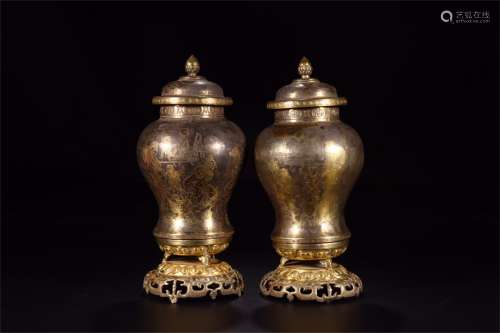 A Pair of Chinese Carved Gilt Silver Jar with Cover
