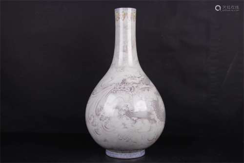 A Chinese Famille-Rose Porcelain Vase