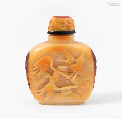 Hornbill Snuff Bottle