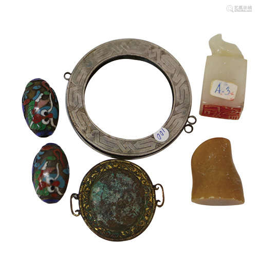 舊各質飾物、各式石章(共6件)