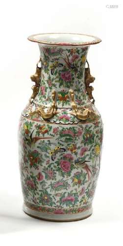 Porcelain and enamel vase from the pink family dec…