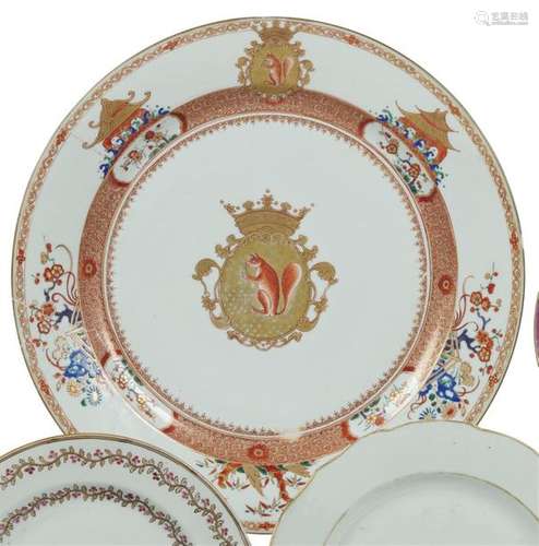 Chine Plat rond en porcelaine à décor en rouge de …