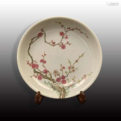 Chinese Famille Rose 'Plum Blossom' Plate 'Qianlong'