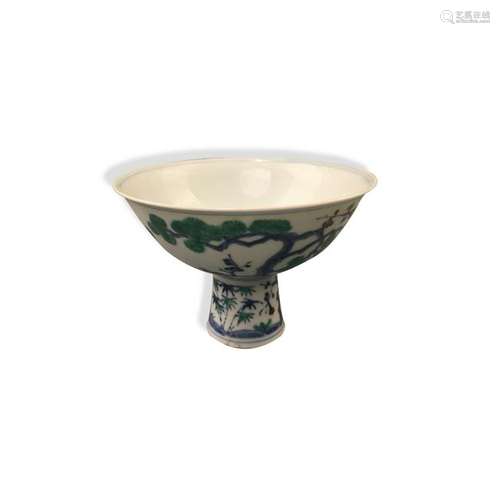 Chinese Doucai Figure Standing Bowl 'Chenghua' Mark