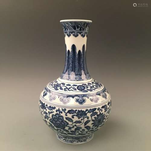 Chinese Blue and White Flower Vase