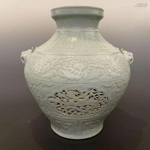 Chinese Douqing Glazed Hollowed Engraving Jar
