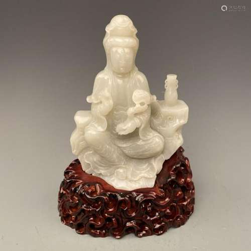 Chinese White Jade of Figure of Guanyin
