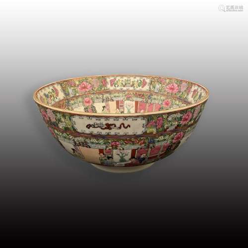 Chinese Famille Rose Figured Bowl 'Qianlong' Mark