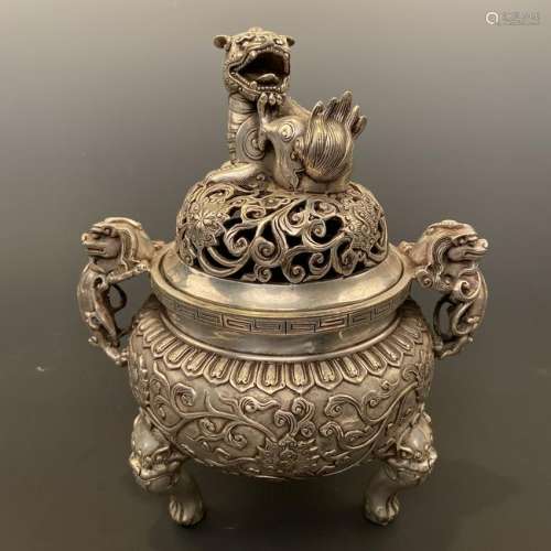 Chinese Bronze Tripod Lidded Censer 'Qianlong' Mark