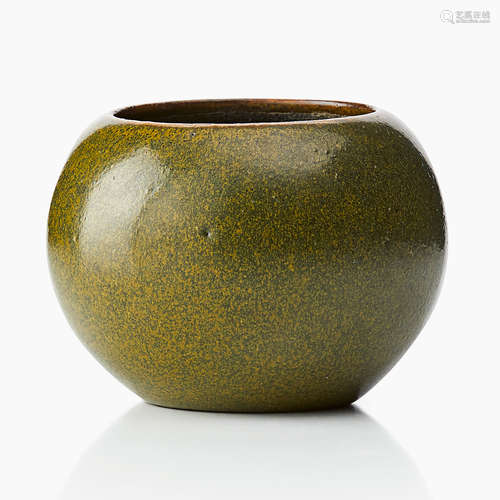 60. A Chinese ‘Teadust’ Bowl