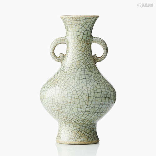 113. A Chinese Ge-Type Glazed ‘Pear-Shaped’ Vase Biqi ping