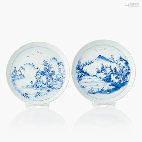 121. A Pair of Chinese Saucer dishes