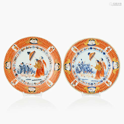 128. A Pair of Chinese Imari ’Dame au Parasol’ plates