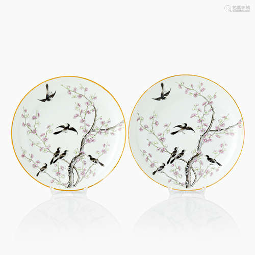 182. A Pair of Magpie Dishes