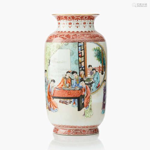 199. A Chinese Lantern shaped Vase