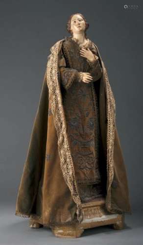 Sainte Femme en orante portant un manteau en velou…