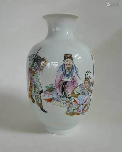 Chinese Famille Rose Porcelain Vase