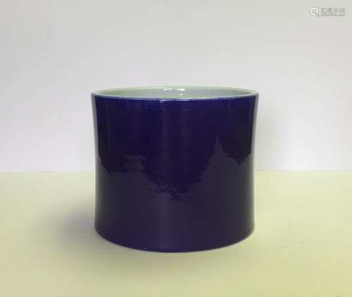 Large Chinese Porcelain Blue Glaze Brush Pot