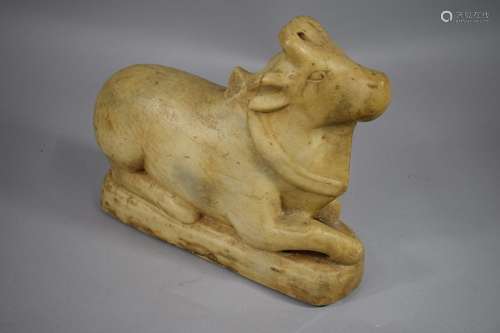 INDE XIXe siècle \nStatuette de buffle Nandi couché…