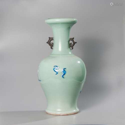 Vase balustre à long col évasé en porcelaine émail…