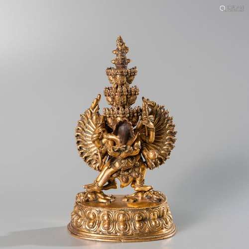 Groupe en bronze doré représentant Vajrapani à qua…