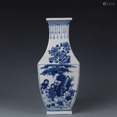 A Kangxi square vase with blue and white figure design