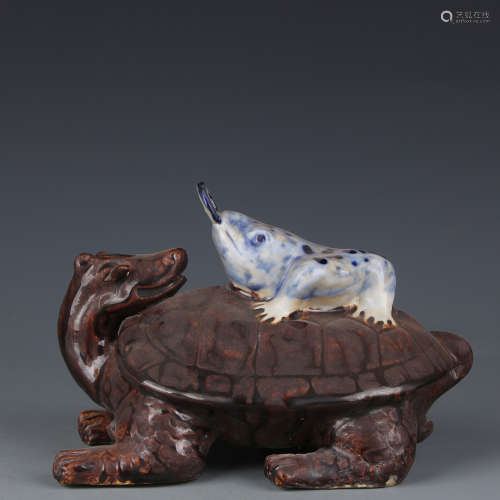 A Qianlong gold turtle sculpture