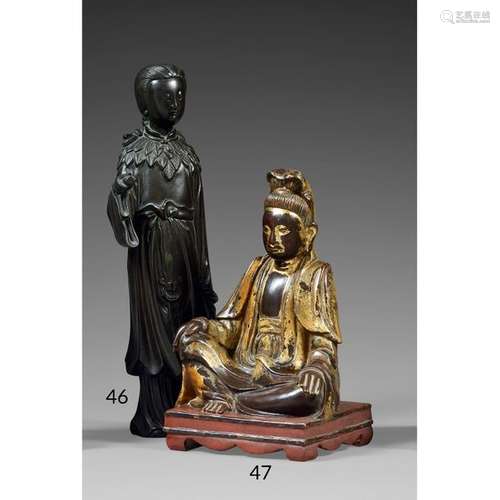 GUANYIN'S STATUETTE in lacquered and gilded wood, …