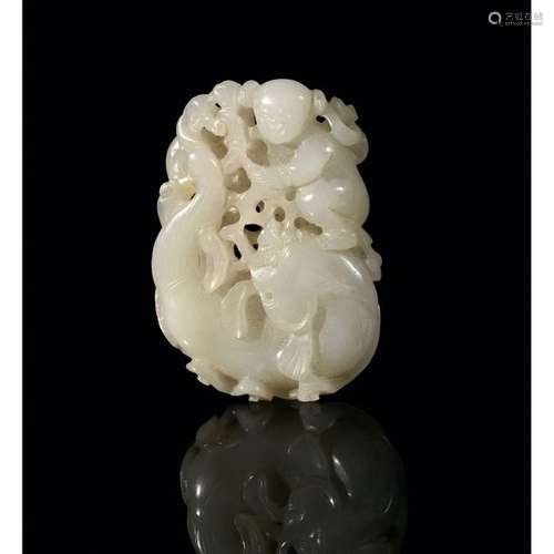 White nephrite jade hanging , decorated with a chi…