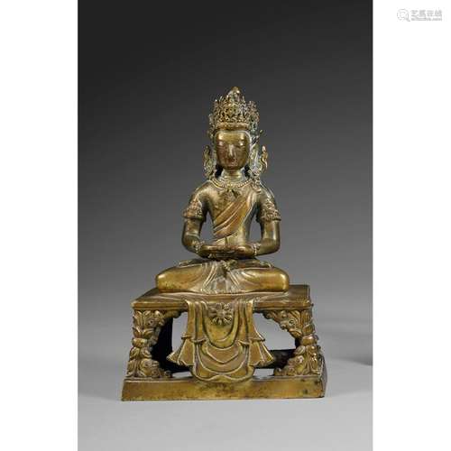 STATUETTE OF AMITAYUS in gilded bronze, represente…