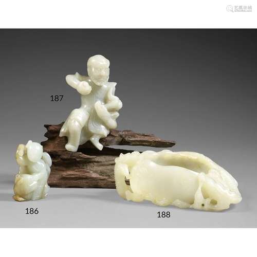 CHILD'S STATUETTE made of light celadon nephrite j…