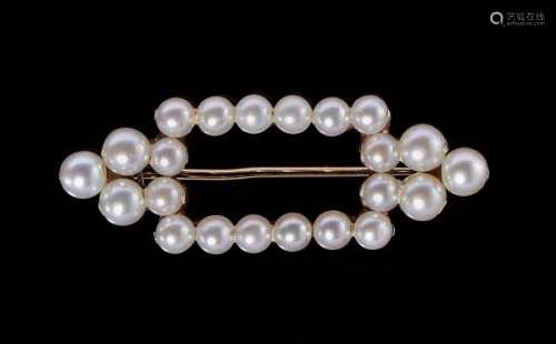 Cartier, broche sertie de perles - Travail ancien, or 585, L 3 cm, 4 g -